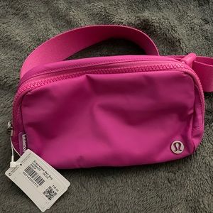 Lululemon belt bag